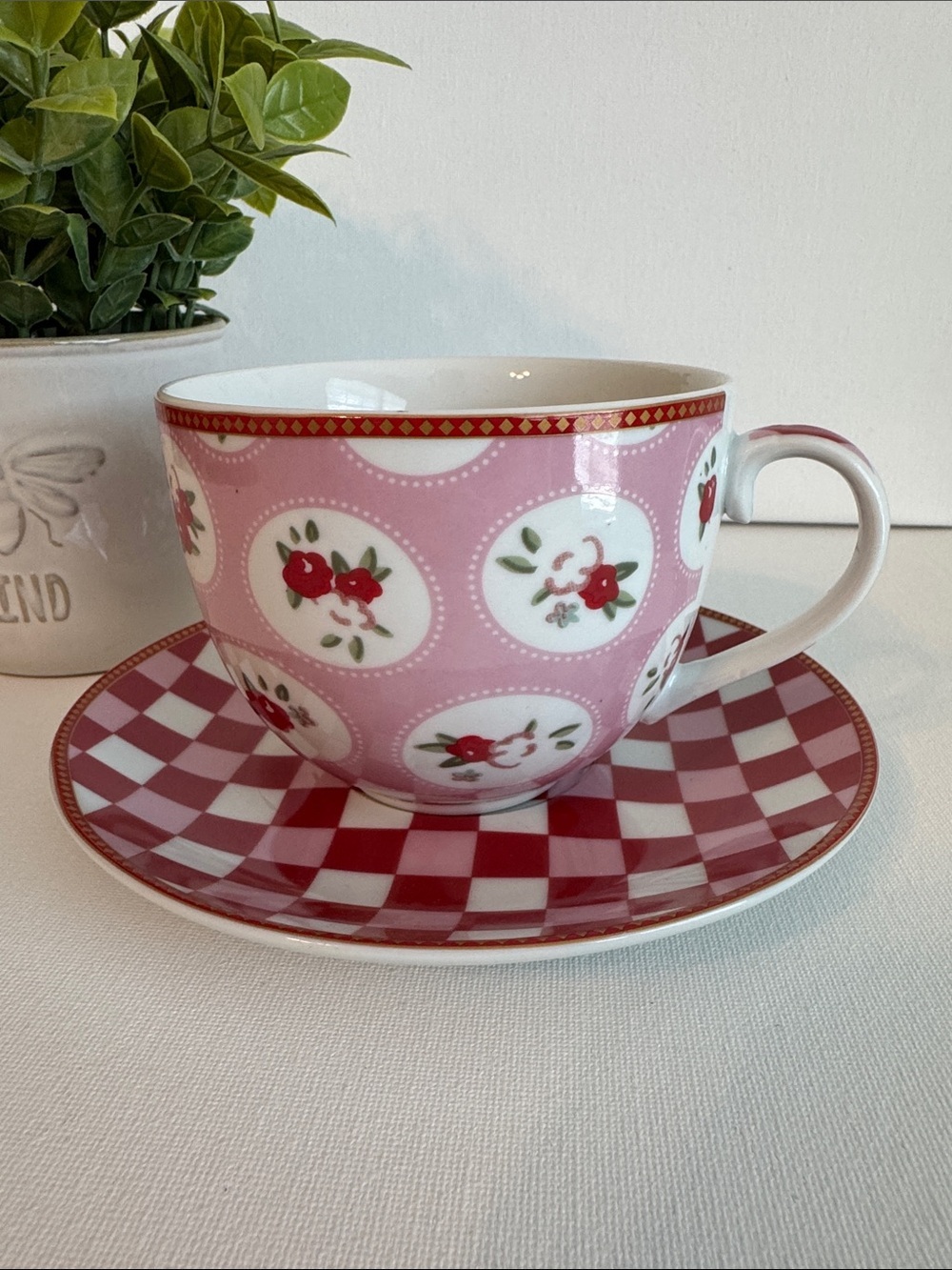 Kent Pottery Red Checkered Tea Set